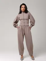 Костюм женский с курткой и свободными брюками Zip-Dart — фото 2