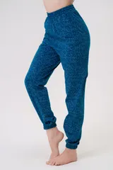 Брюки женские из кулирки на резинке зеленый — фото 3