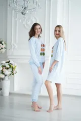 Пижама женская из джемпера и брюк из кулирки Fruits&bikes голубой — фото 3