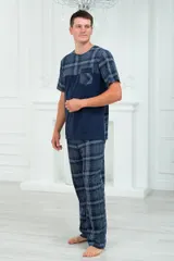 Пижама мужская из футболки с коротким рукавом и брюк из кулирки Макс темно-синяя клетка макси — фото 5
